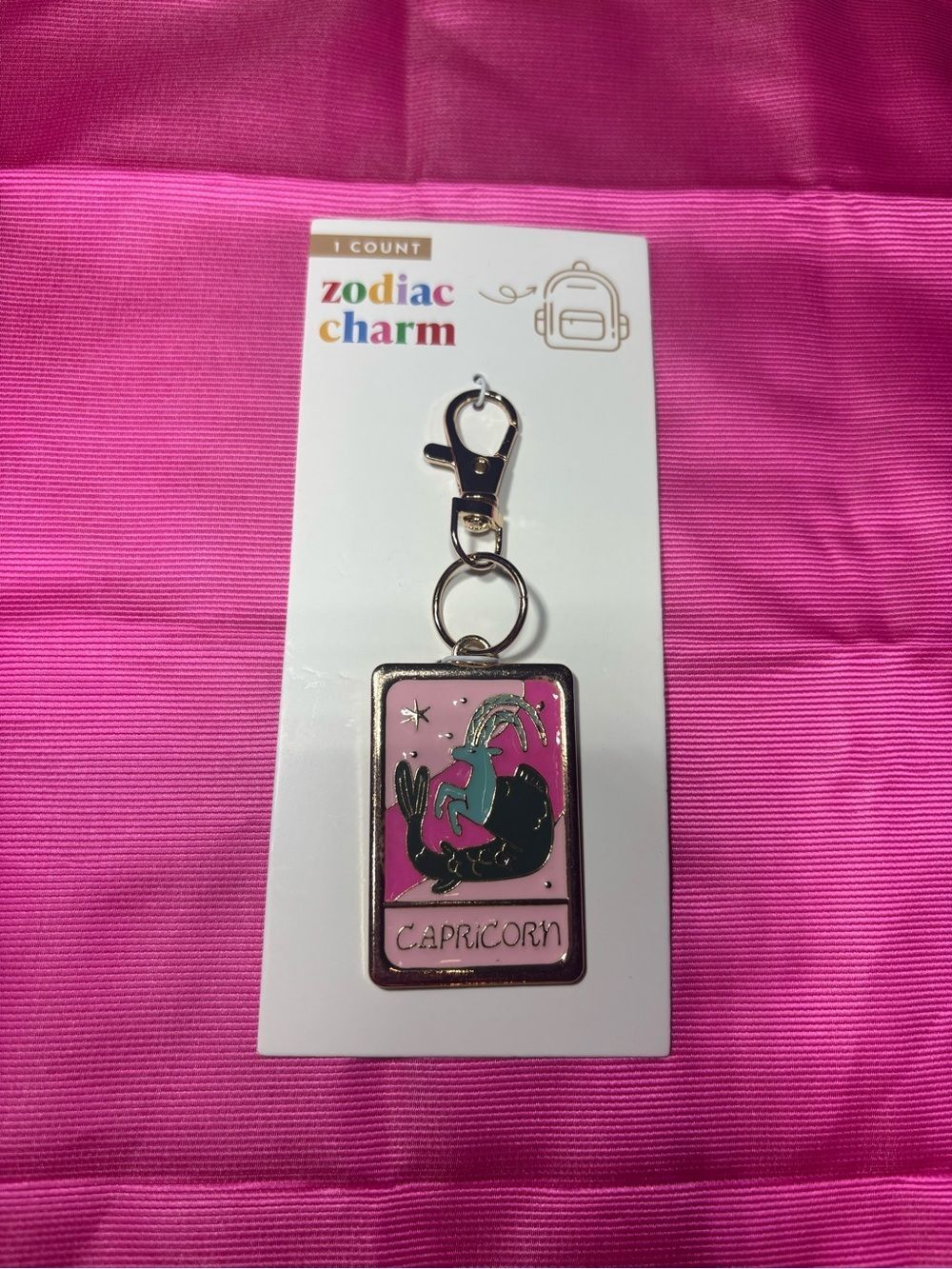New Bag Charm Zodiac Charm Capricorn Key Clip - Pink